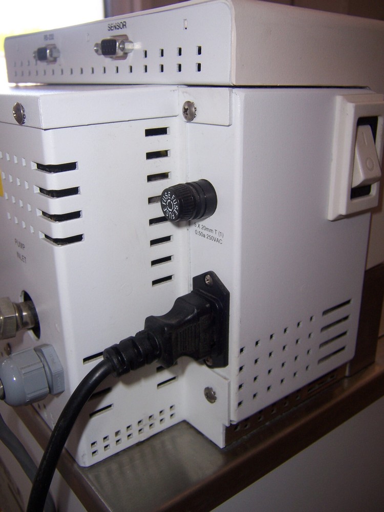 13921 Neslab RTE-111 Chiller