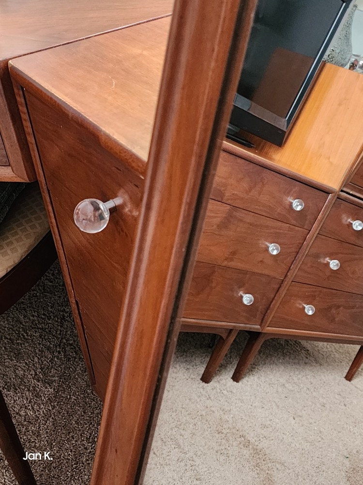 Kipp Stewart DREXEL Declaration Mid Century Modern Wall Mirror Walnut 47" X 33"