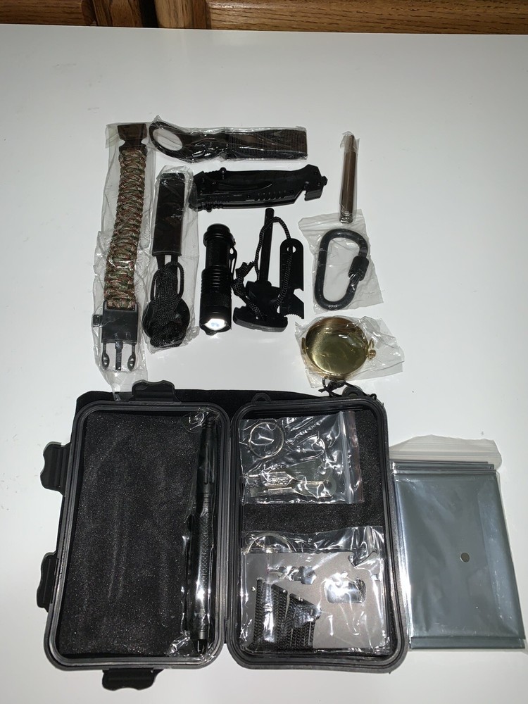 Emergency Kit With Hard Case, 11 Pieces