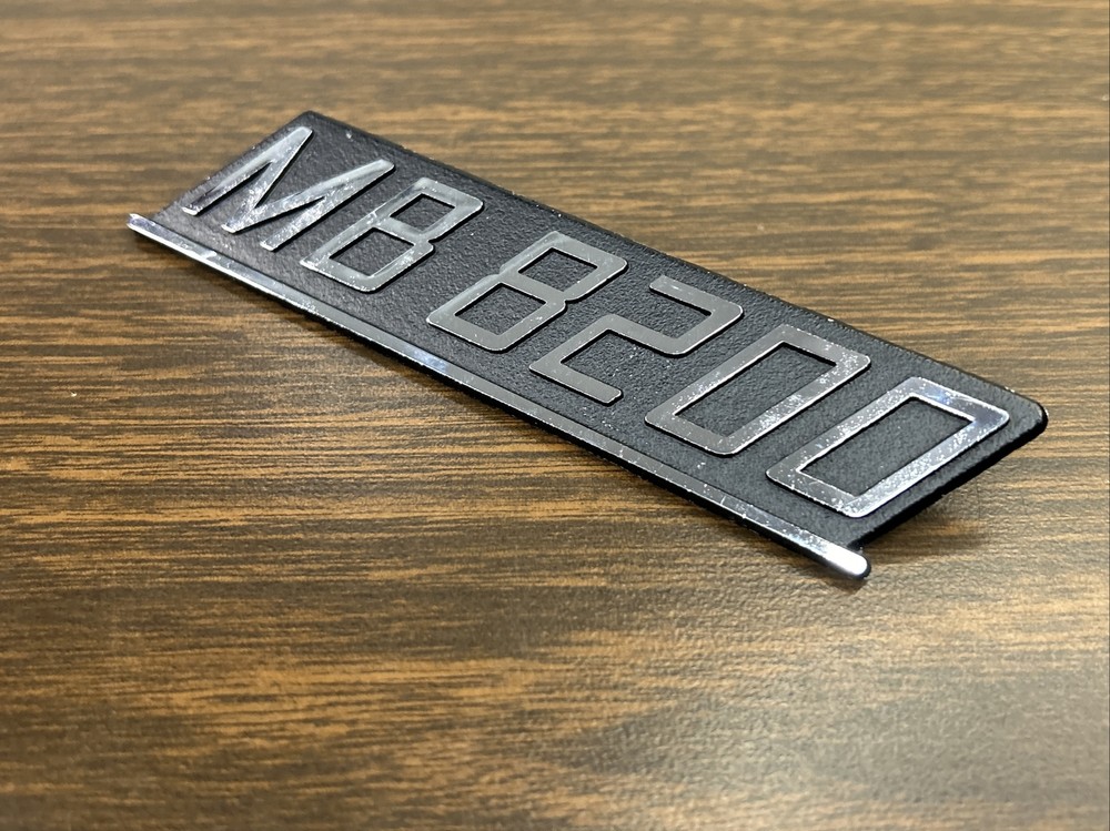 Mac Tools - MB 8200 - Toolbox Metal Emblem