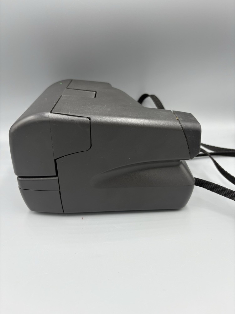Polaroid One Step Close Up 600 Instant Camera Black-Untested