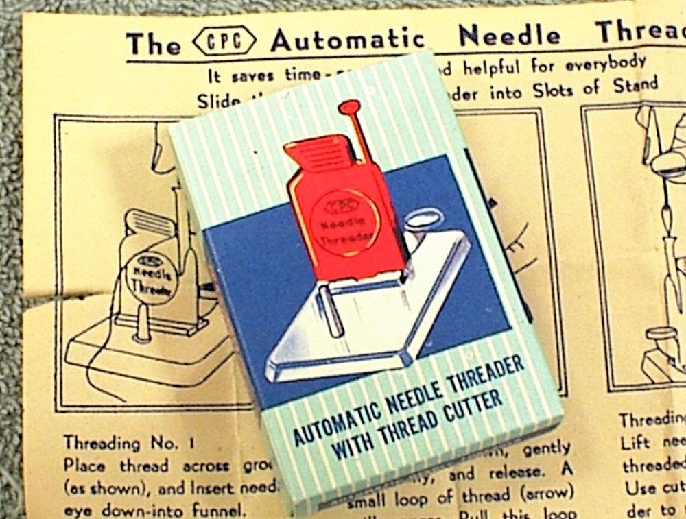 VINTAGE AUTOMATIC NEEDLE THREADER WITH CUTTER IN ORIGINAL BOX CPC