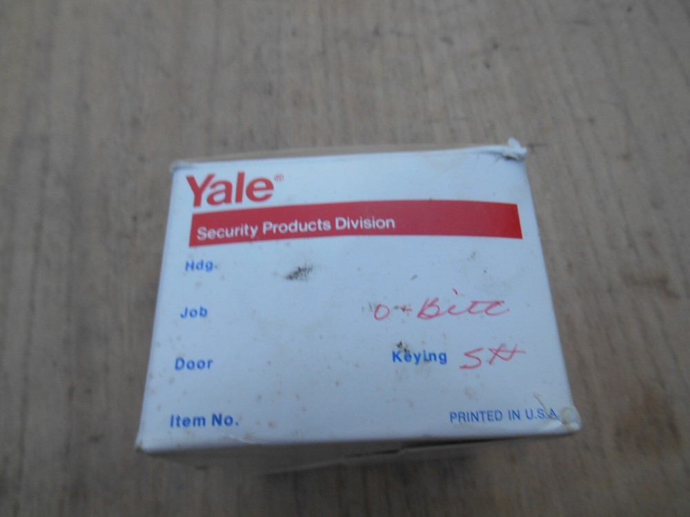 YALE NO. 3312A DEAD BOLT , 2-3/4" BACKSET , O-BIT