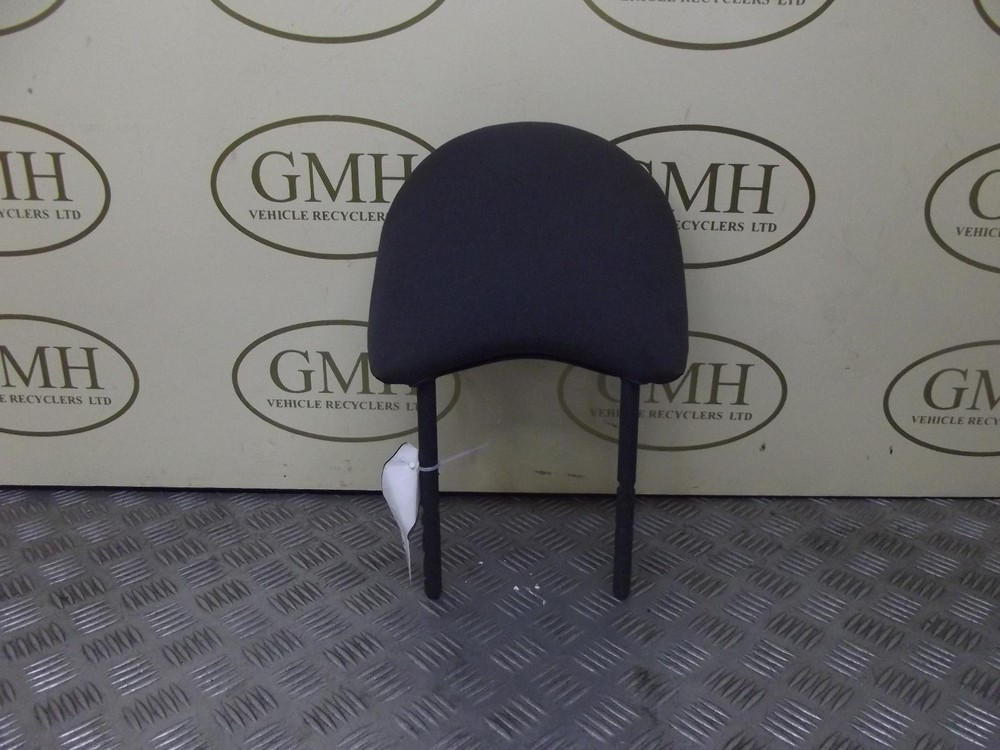 Volkswagen Fox Right Driver Offside Front Headrest Head Rest MK1 2005-2013~