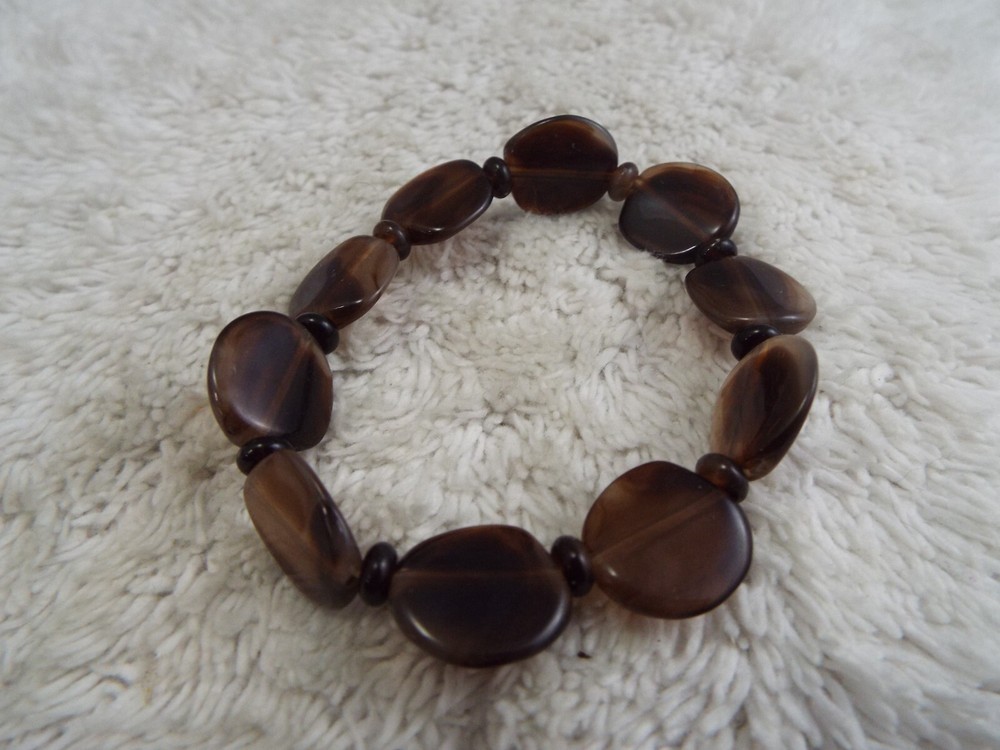Brown Bead Stretch Bracelet (C16)