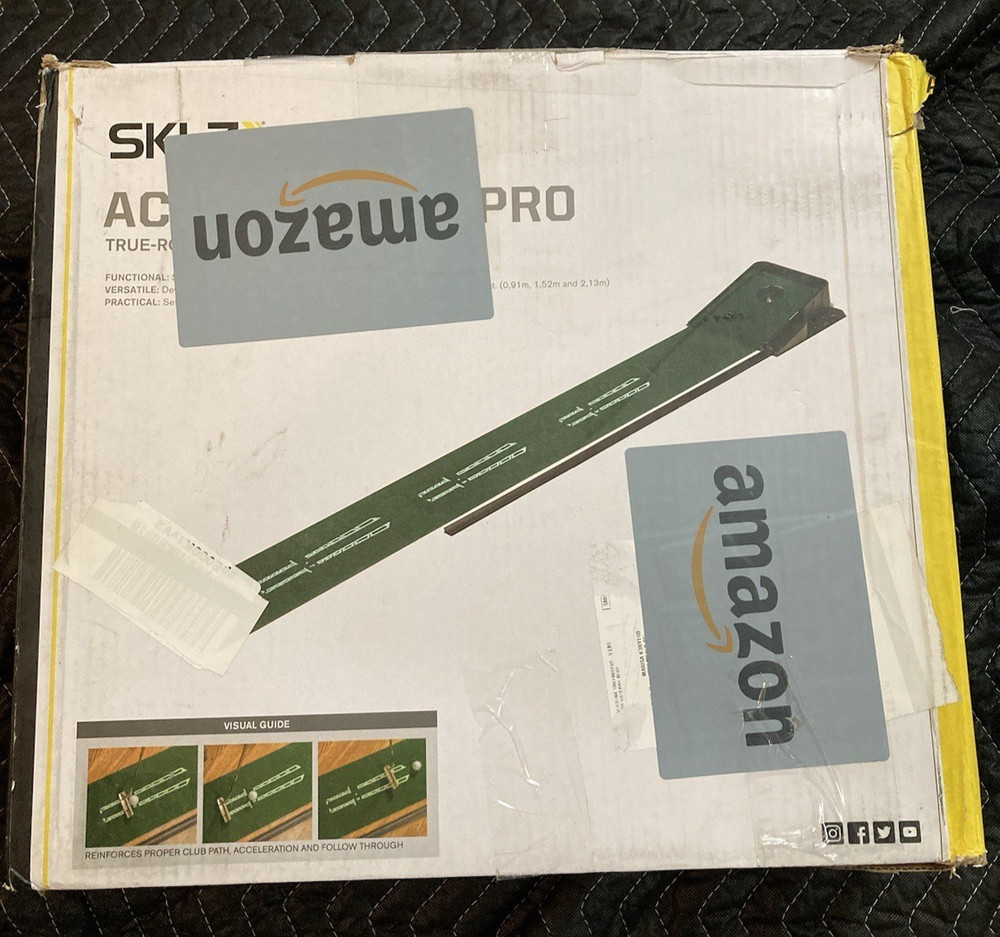 SKLZ Golf Accelerator Pro Putting Mat with Ball Return