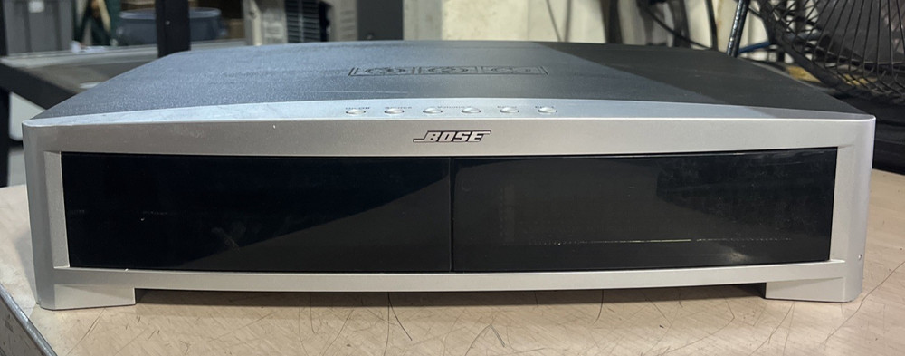 BOSE AV3-201II MEDIA CENTER