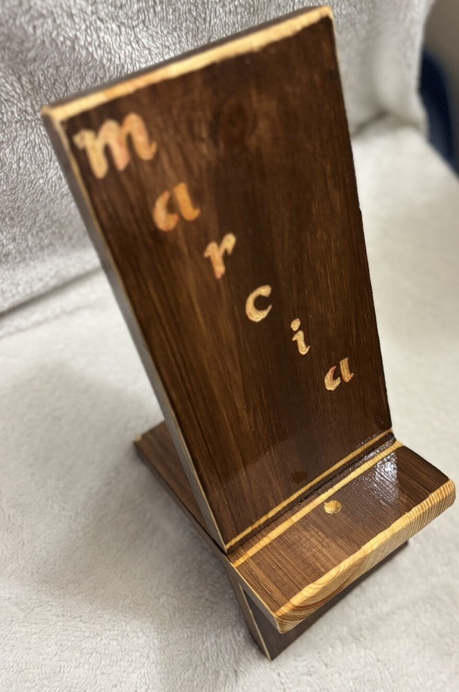 Customizable wood Tablet/comic/magazine/book/Ipad/Iphone Holder