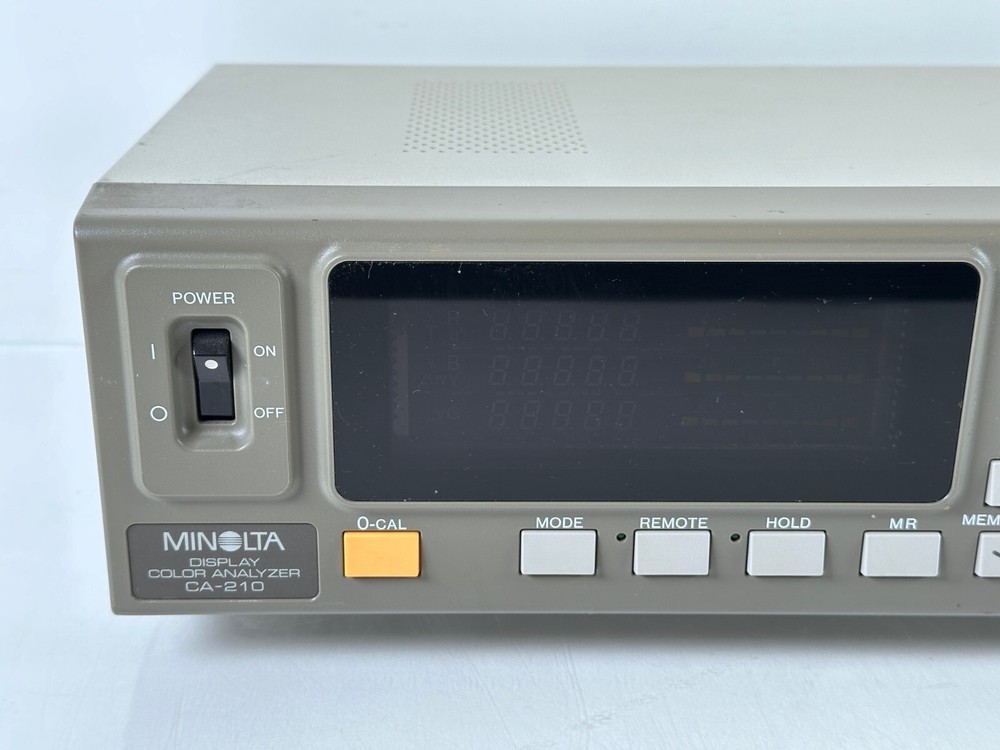 Konica Minolta CA-210 Color Analyzer w/ Probe