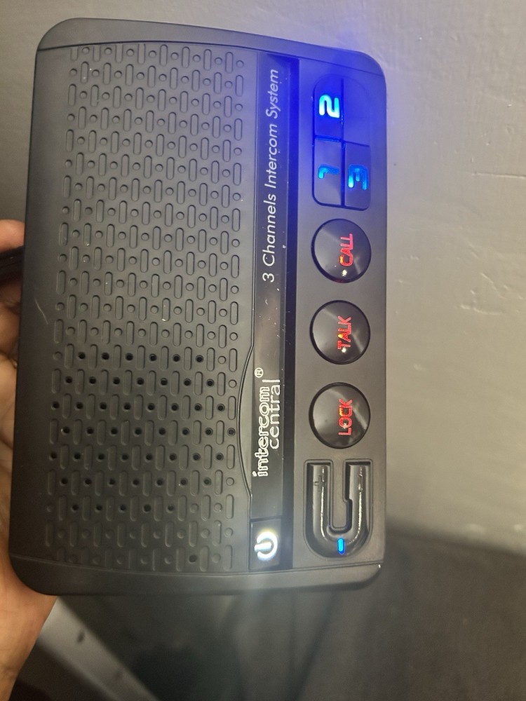 Intercom Central FM413 3-Channel Intercom System – One Unit Only