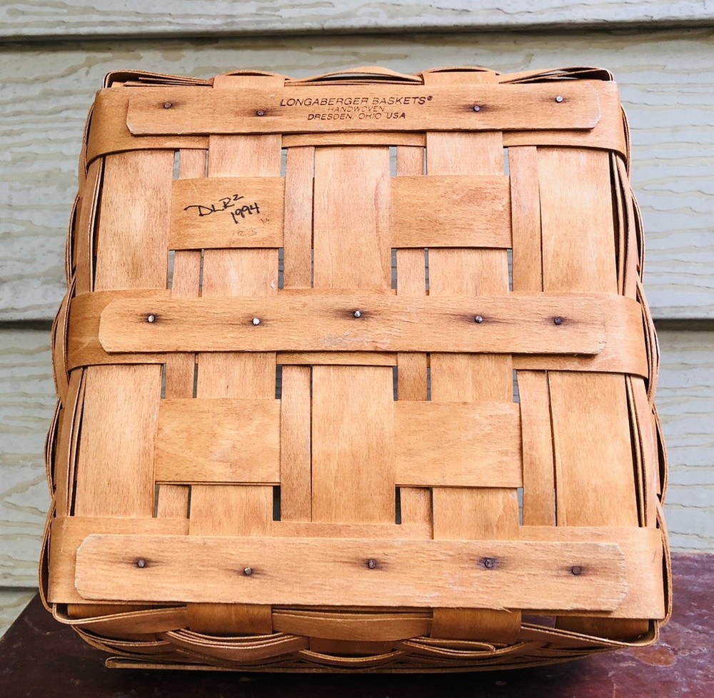 Vintage Longaberger rectangular basket 12 x 12