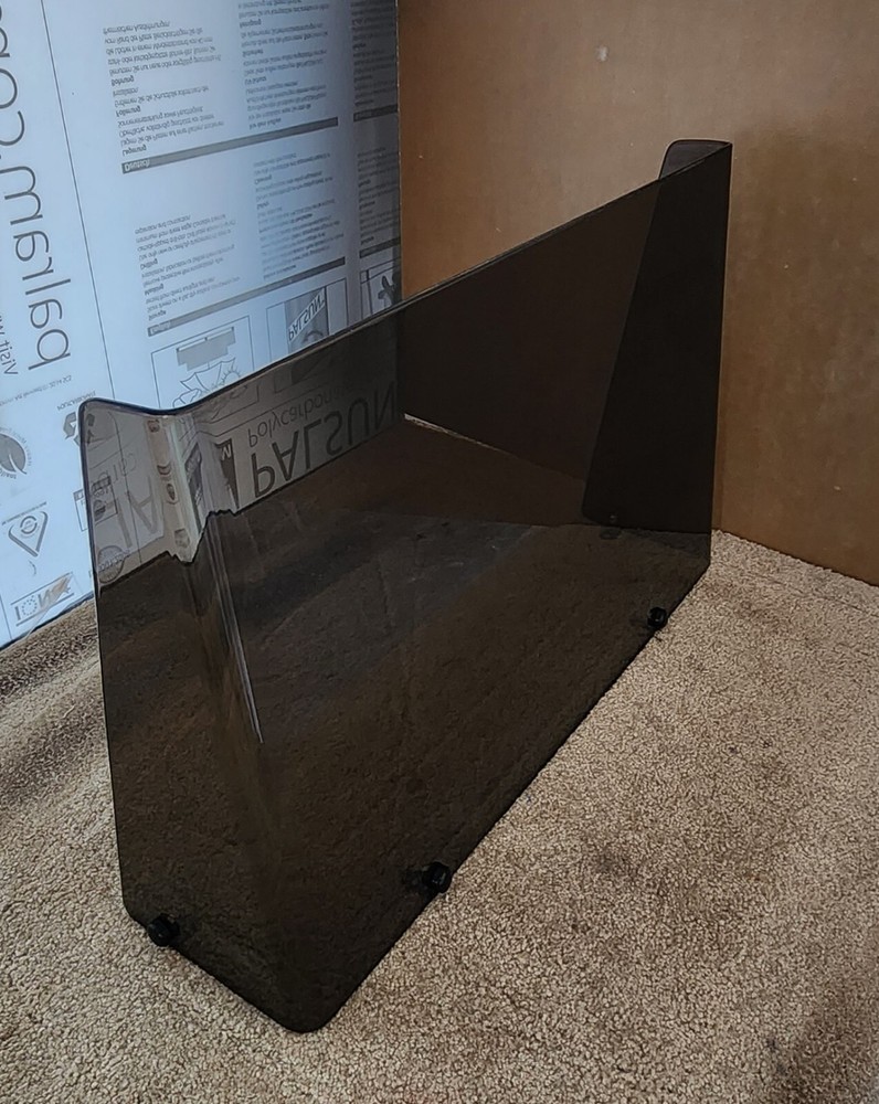 Universal boat windshield 21",  1/4" premium plexiglass, center console