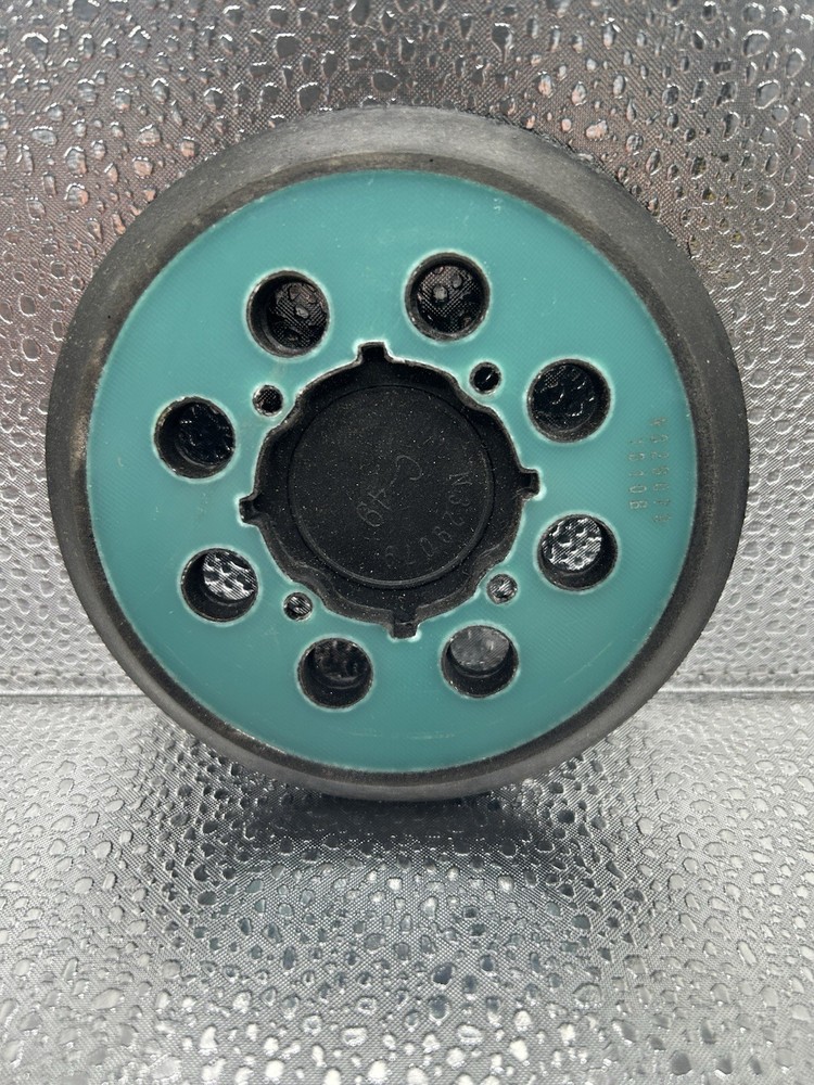 DEWALT DWE64233 Hook And Loop Pad (4 HOLE PATTERN)