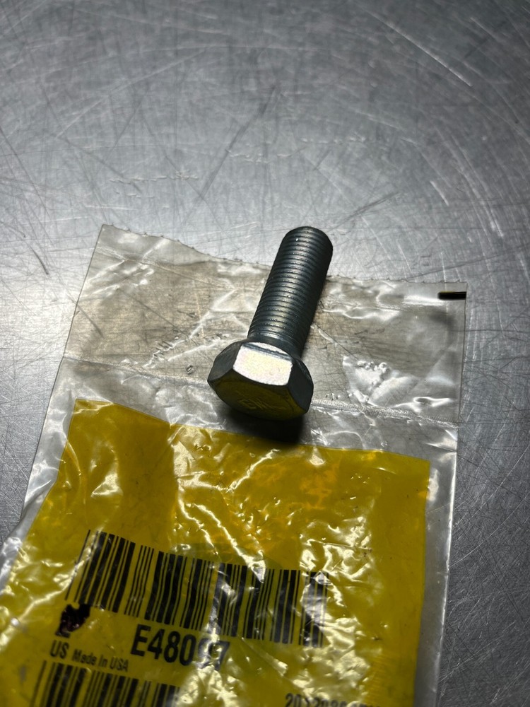 E48097 GENUINE OEM John Deere WHEEL BOLT