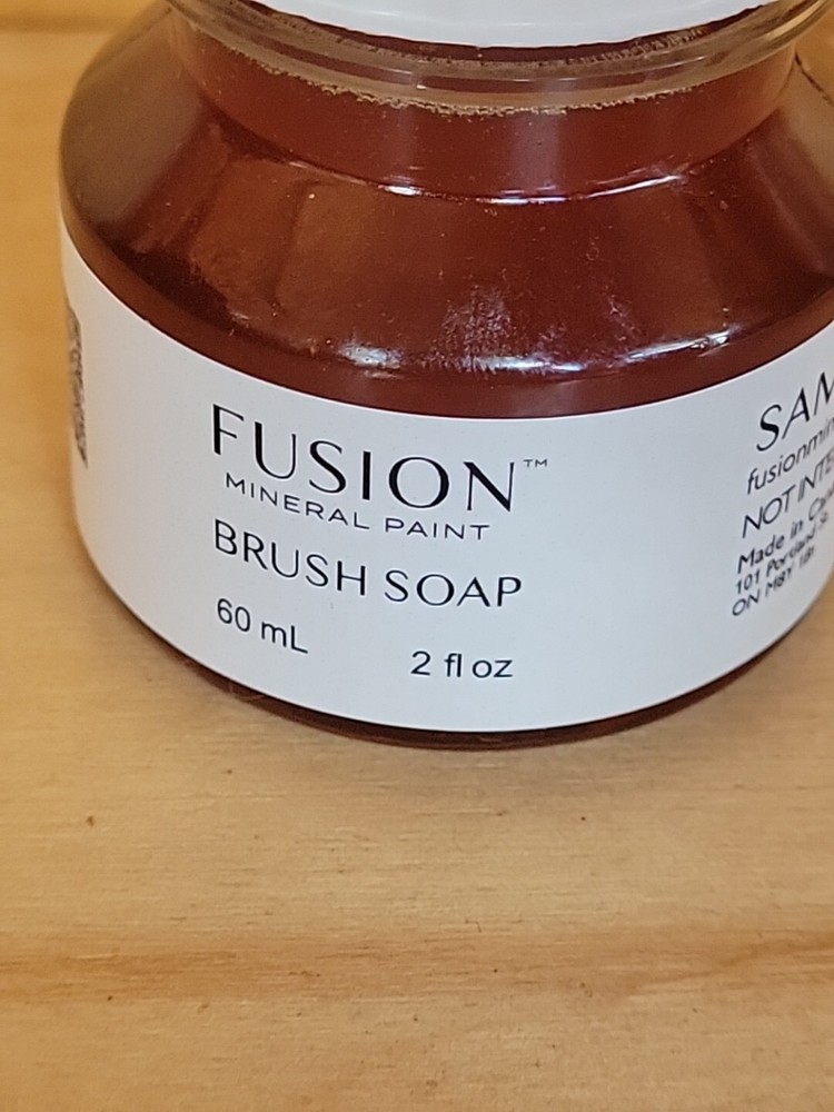 Fusion Mineral Paint Brush Soap 2oz.