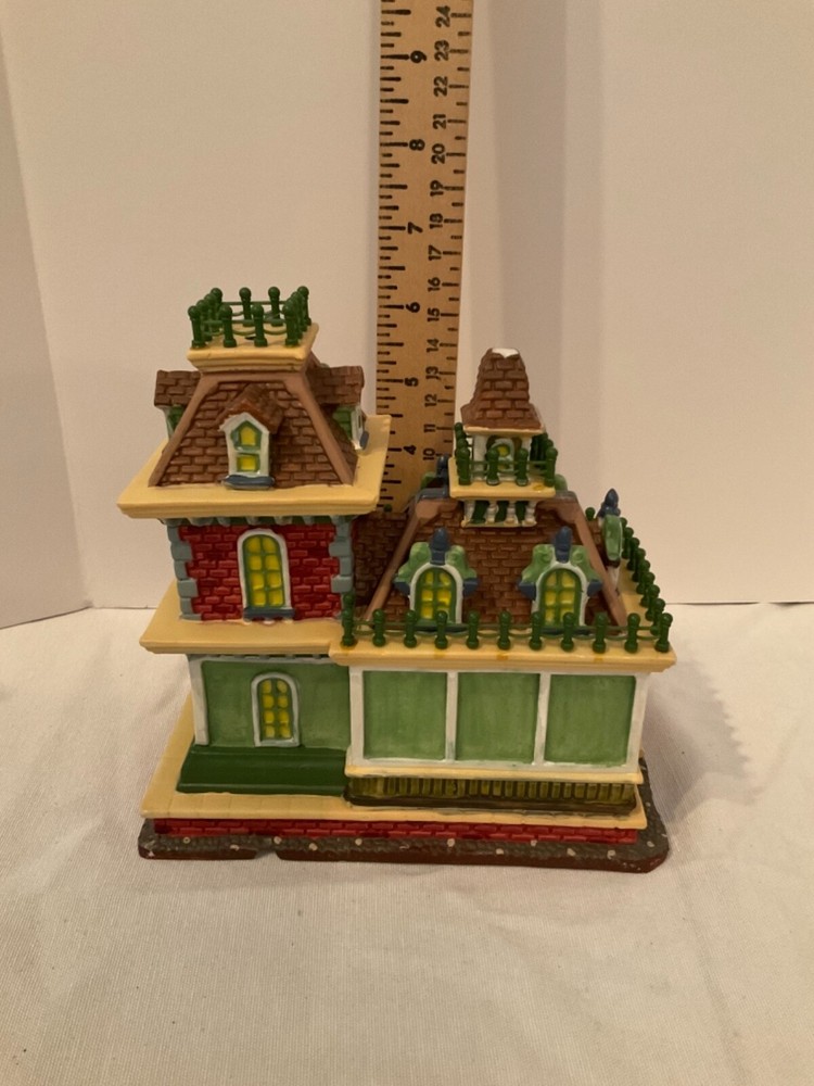 Leemax 2005 MAIN LINE STATION Lighted box kept