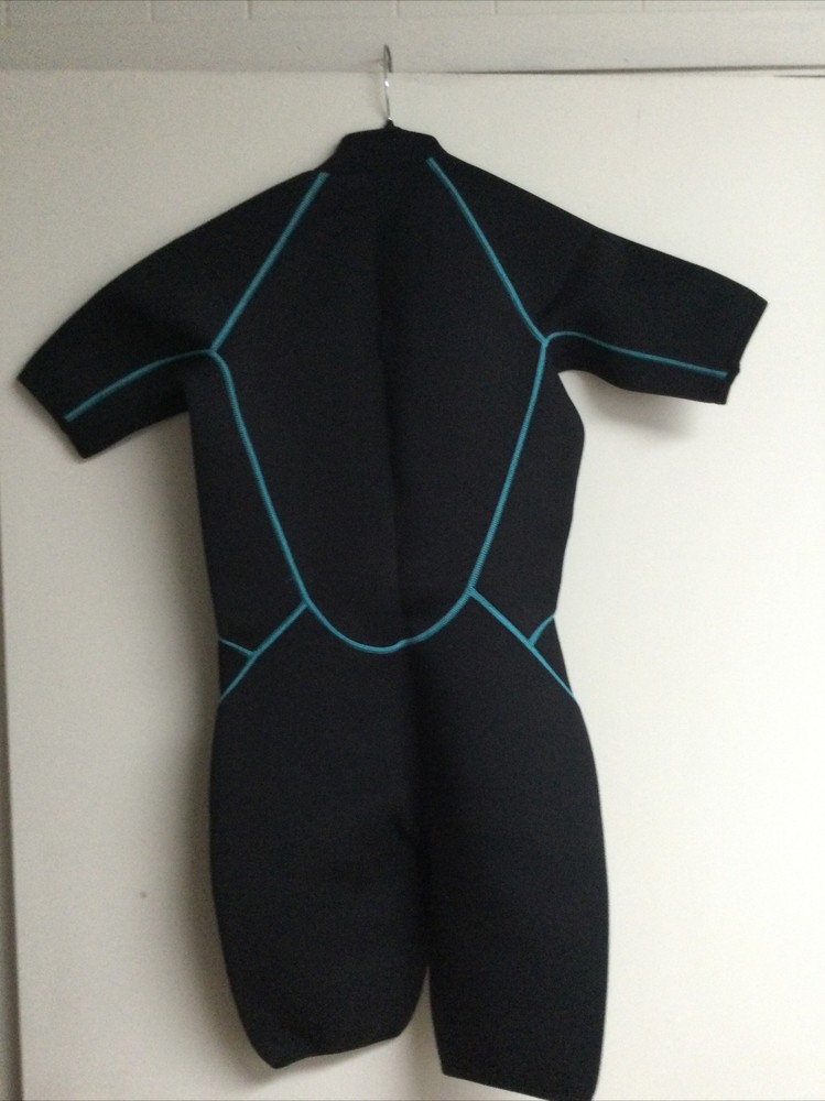 Seaskin wetsuit Size Kids Medium