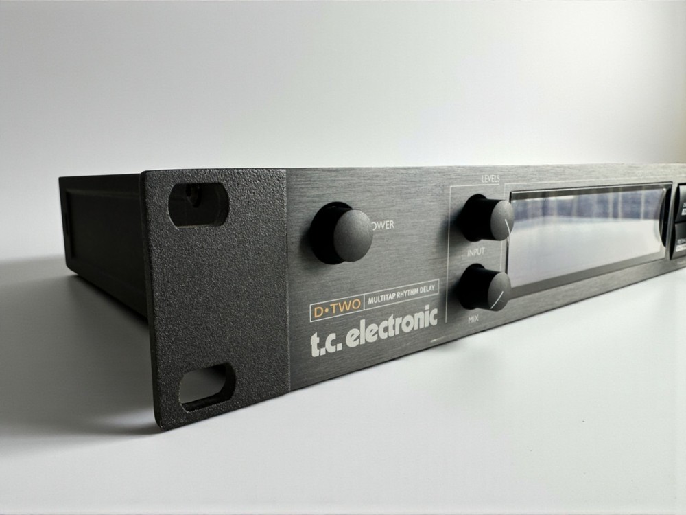 TC Electronic D-Two Multitap Rhythm Delay Rack Effect Processor – Clean & Tested