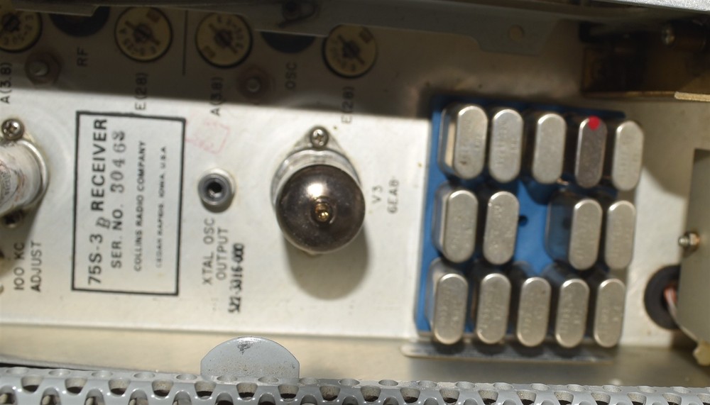 COLLINS 75S-3B HF RECEIVER ROUND EMBLEM