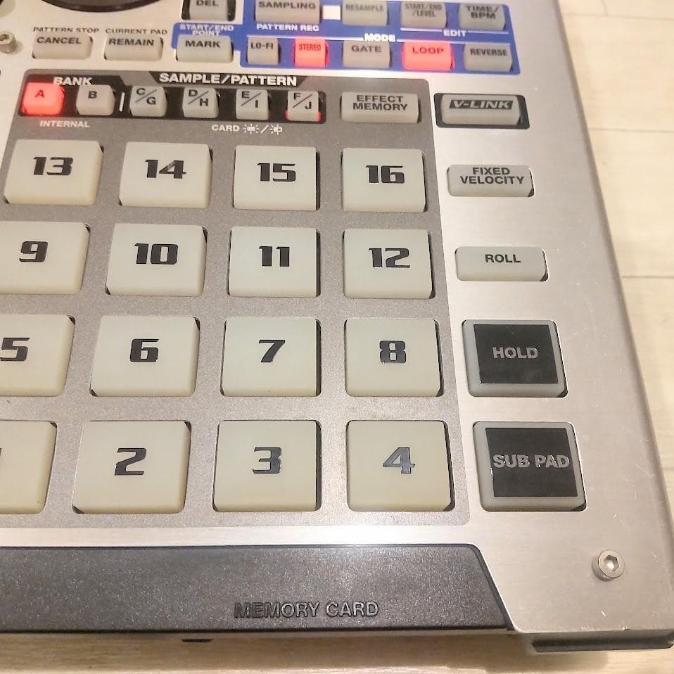 Roland SP-555 Sampling Groovebox Sampler Tested SET