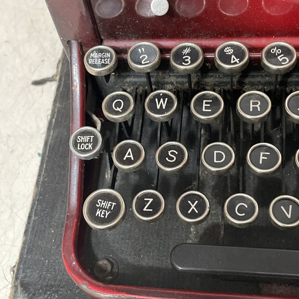 Rare Antique Royal Typewriter Red Maroon Custom Middletown Key