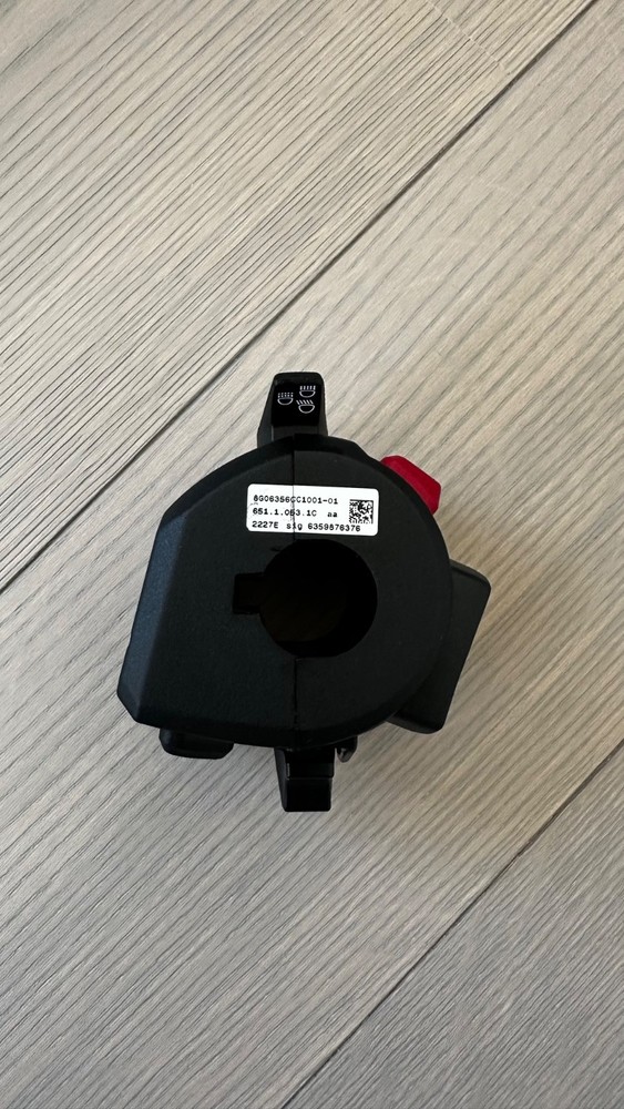 65110531D DUCATI left switch