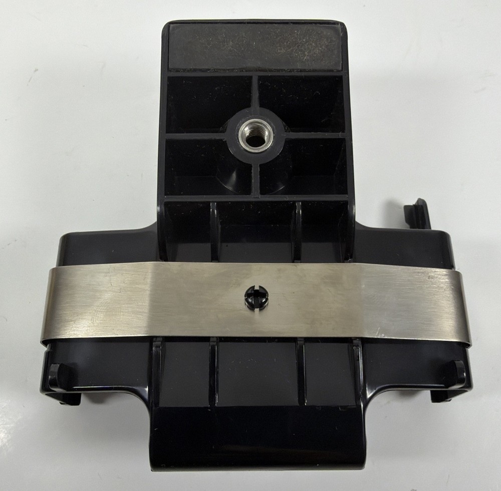 Polaroid SX70 Tripod Mount #111