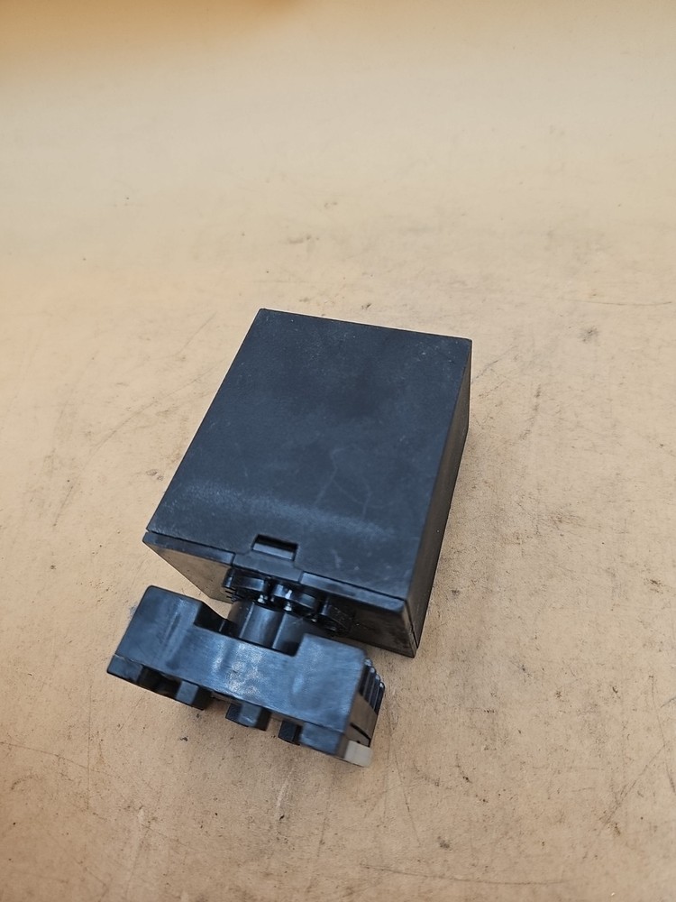 ABB SSAC TDR4A23 Time Delay Relay. 120VAC