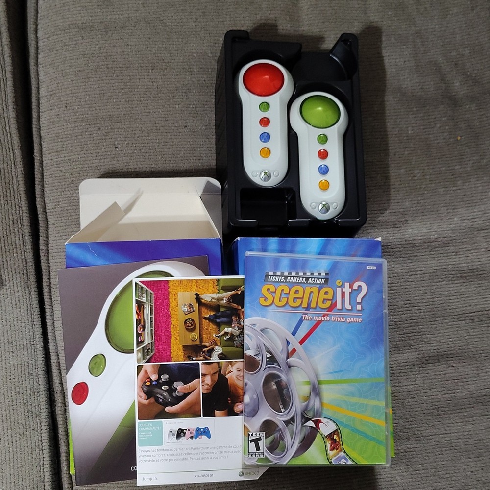 Microsoft Screenlife Scene It? Lights, Camera, Action Trivia Game + Controllers