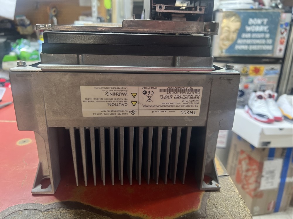 Trane TR200 25HP Variable Frequency Drive 131L1407