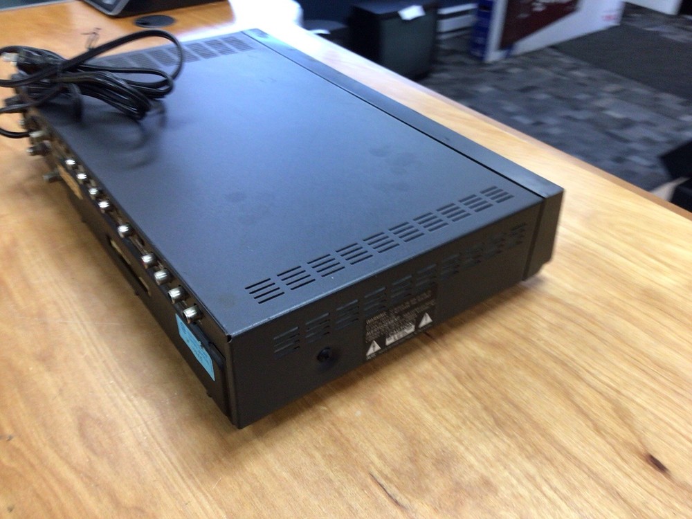 Channel Master VideoCipher II VC2100E Satelite Descrambler / Reciever Untested