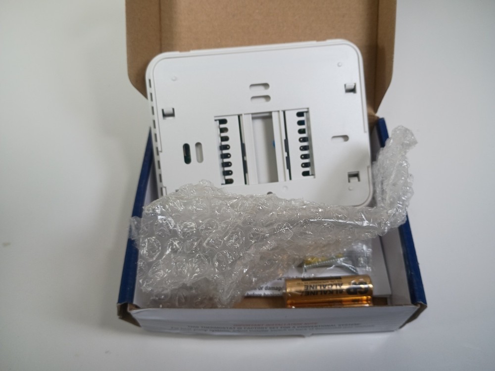 Braeburn 1030 Non-Programmable 1H/1C Thermostat