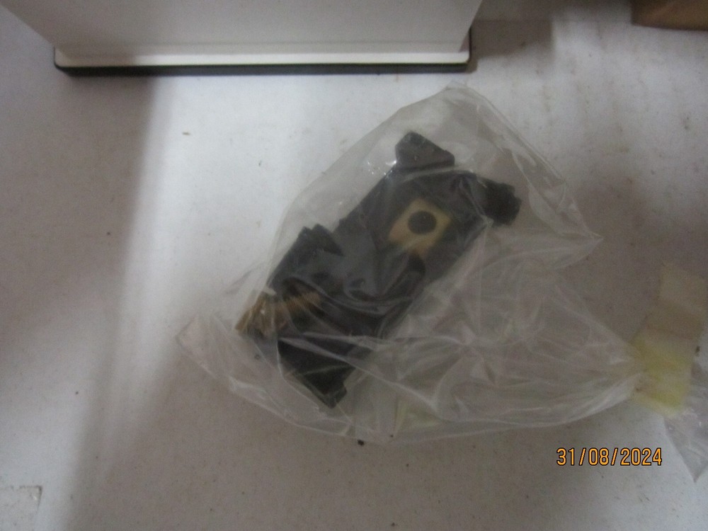 Crompton Volt Meter 244-03VG-SFSF-C5-4T