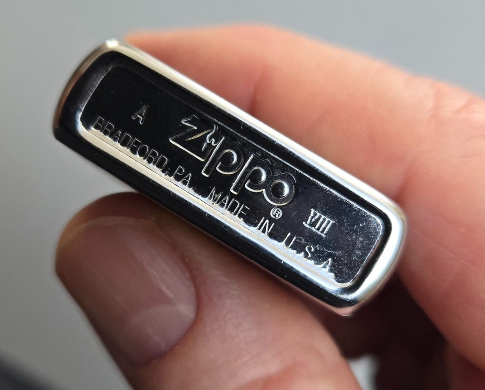 ZIPPO MOUNT RUSHMORE 1992 LIGHTER