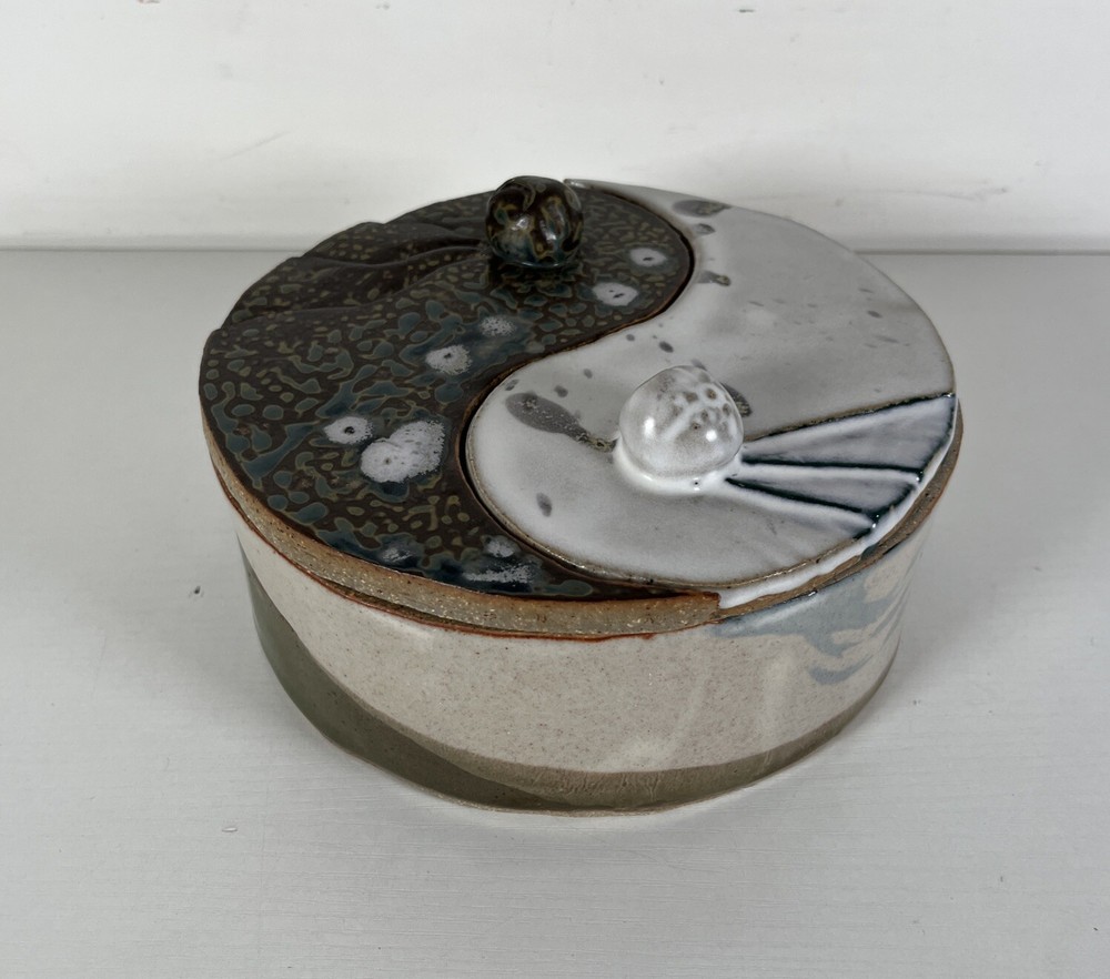 Yin Yang Handmade Pottery Trinket Box