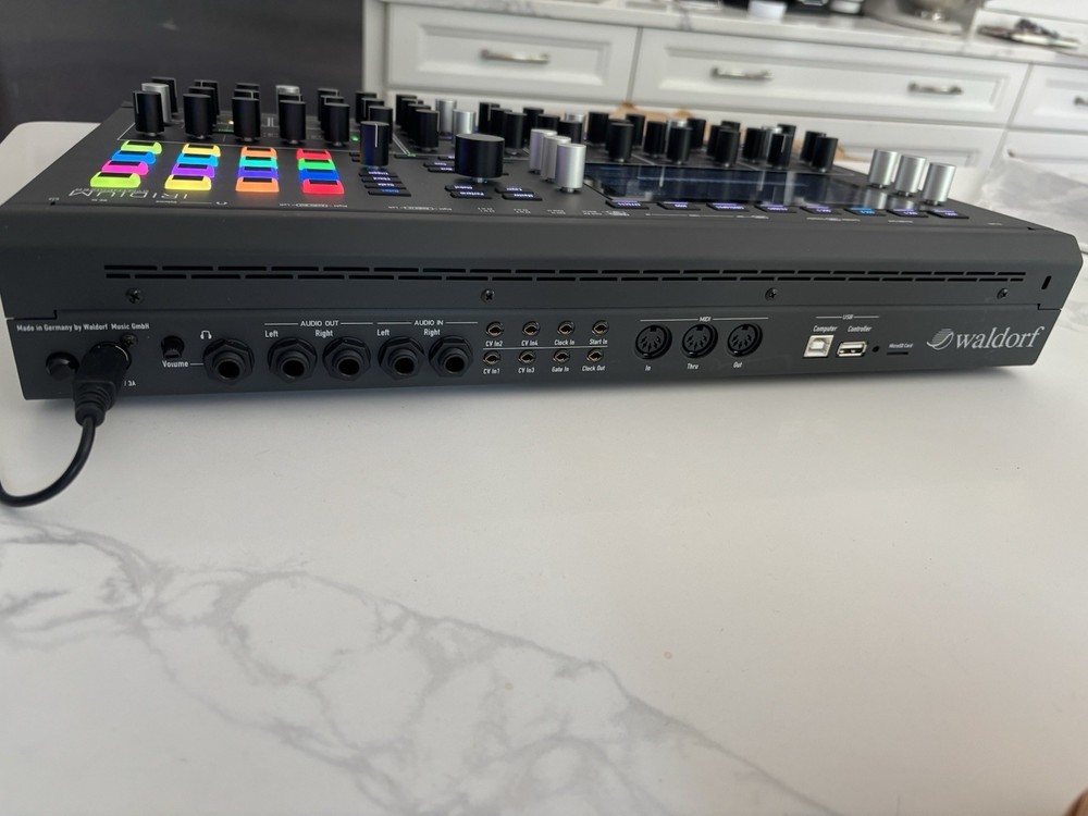 Waldorf Iridium Digital Polyphonic Desktop Synthesizer Module