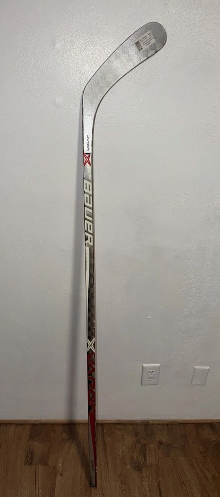 Bauer Vapor 1x ovechkin p92 87 Flex right hand (NEVER USED)