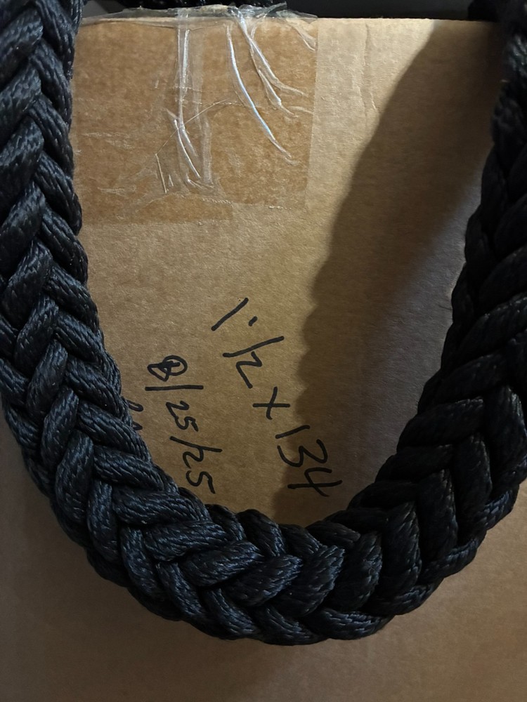 1-1/2" Mega Braid New England Ropes Black 134' Hank