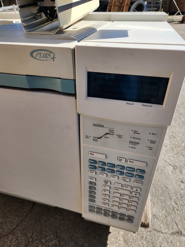 Agilent 6890 Plus Gas Chromatograph GC System