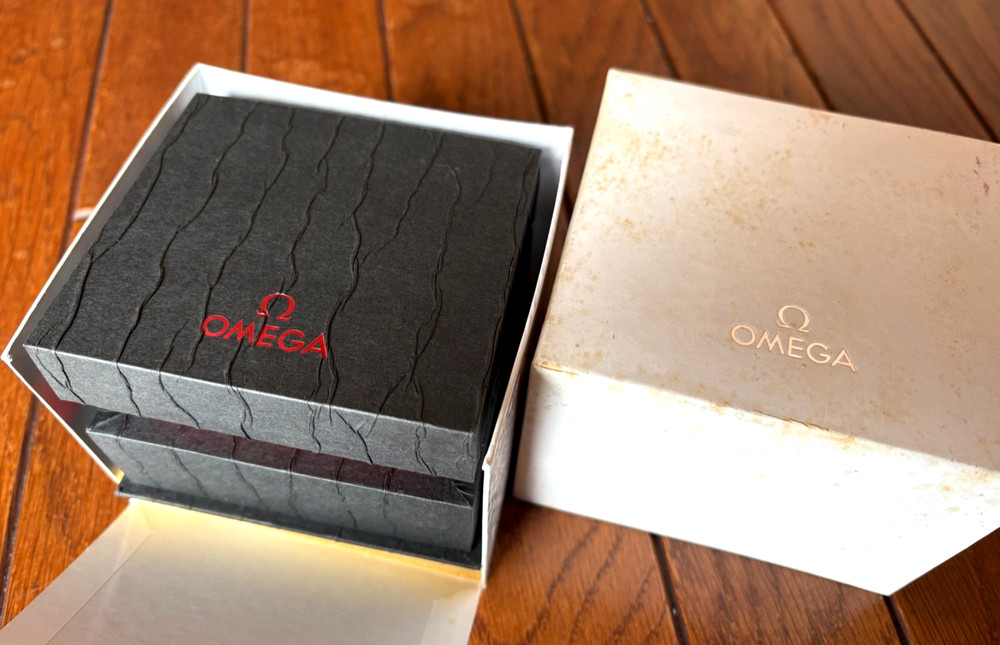 Authentic OMEGA Empty small watch box Good Condition #g11