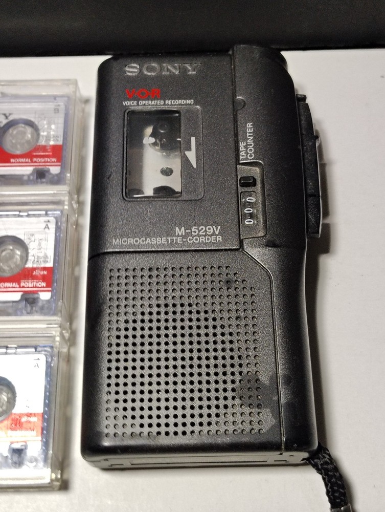 Sony M-529V MicroCassette Corder Recorder VOR Handheld Cassettes Powers On Read