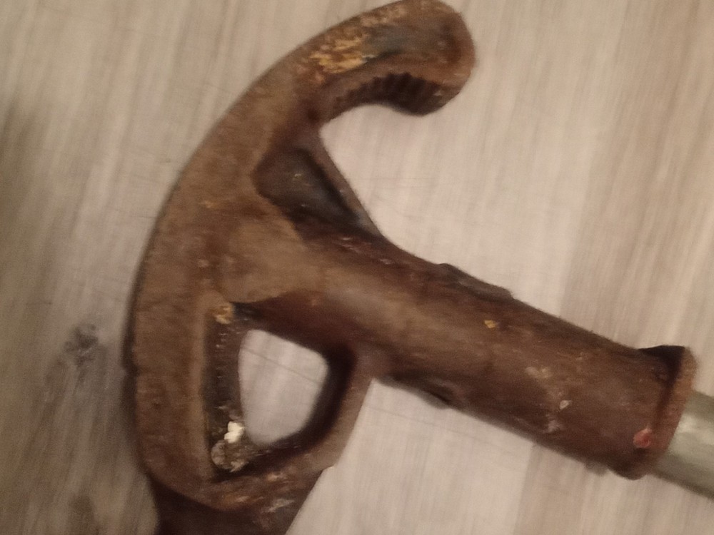 Pipe/Conduit Bender with Metal Handle