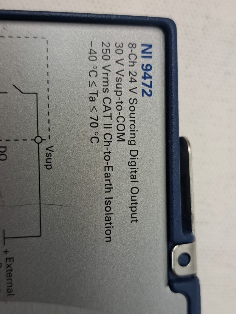 National Instruments NI 9472 Sourcing Digital Output Module USED