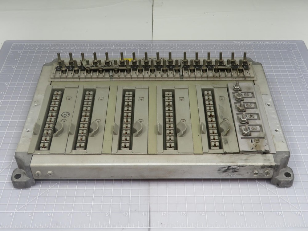 GE 17FL11B2 CHASSIS MODULE PANEL T202012