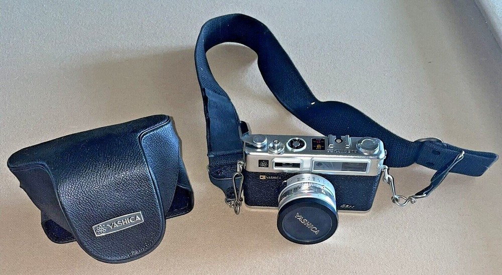 VINTAGE YASHICA ELECTRO 35 RANGEFINDER GSN CAMERA
