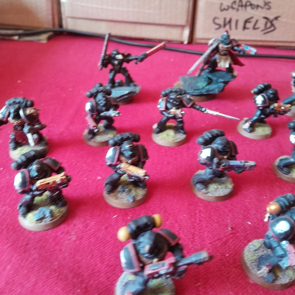 warhammer 40k space marines black x 16