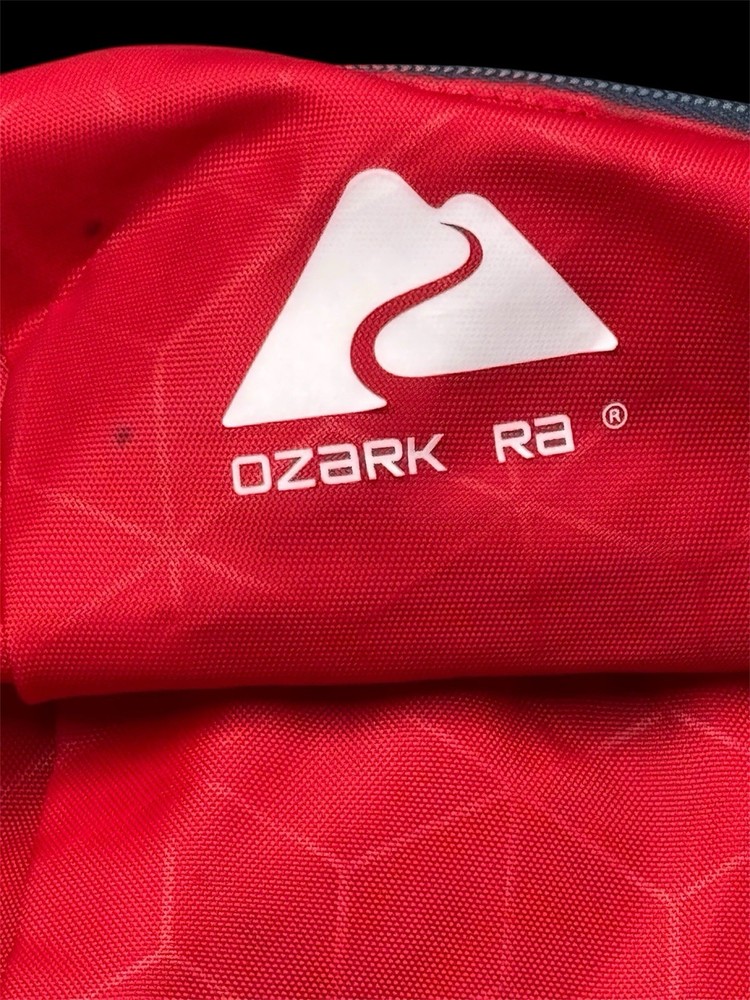 ✨Ozark Red and Blue Mountain Equipment backpack✨