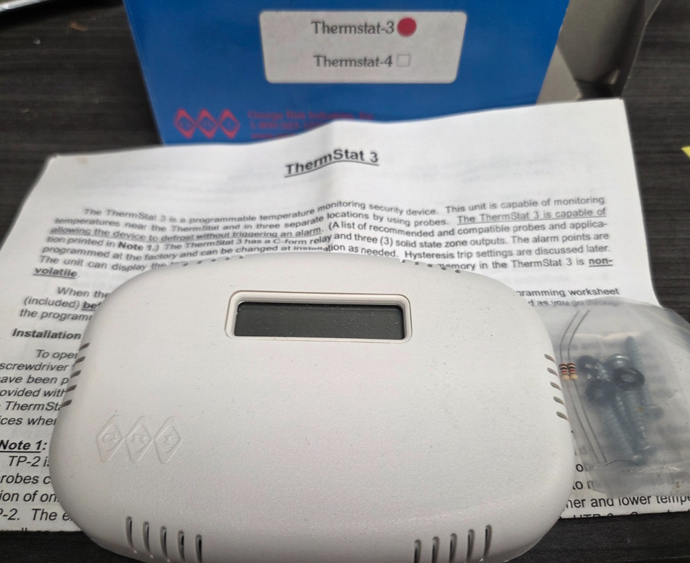 GRI Thermstat 3 programable temperature Monitoring Device