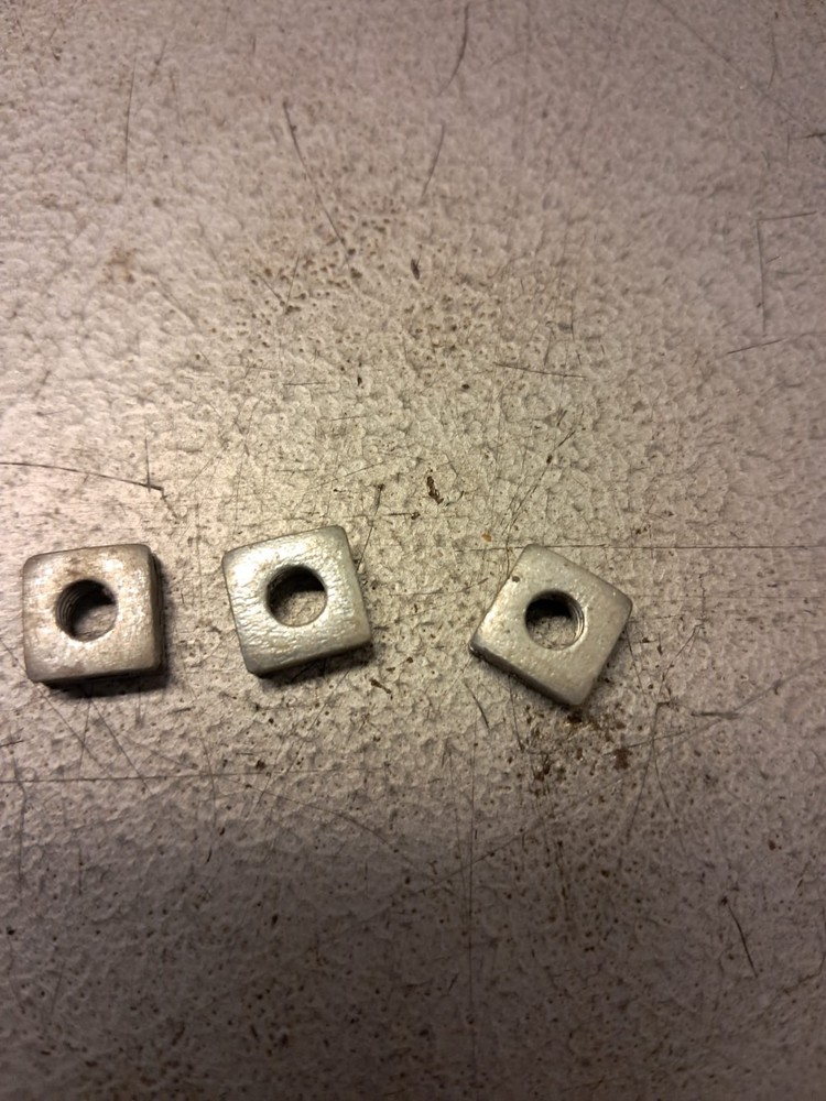 50 square threaded nuts M4 9mmx 3mm weight 120 grams