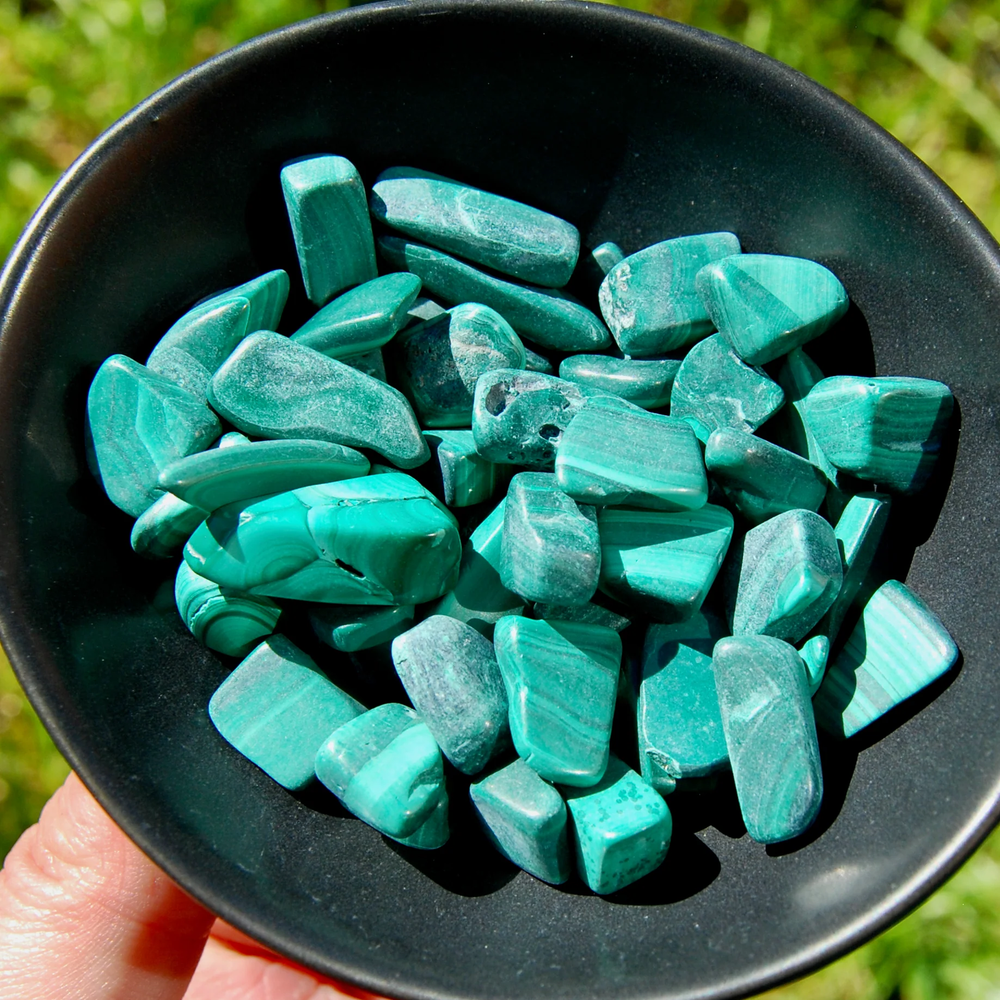 20pcs Malachite Tumbled Stones, Small Crystal Set